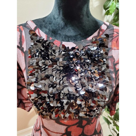 Simply Vera Women's Floral 100% Rayon Round Neck Short Sleeve Top Blouse Size XS - Picture 2 of 12